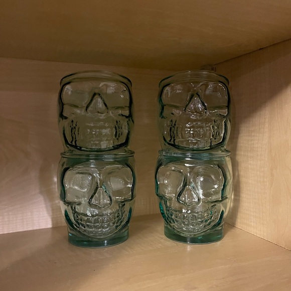 Cups - Picture 2 of 2